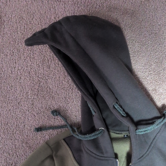 ⭐2 For $5 Legend Of Zelda, Size S - Picture 4 of 4